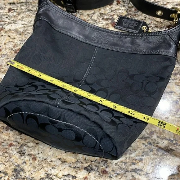 Vintage Coach Shoulder Bag Black Leather